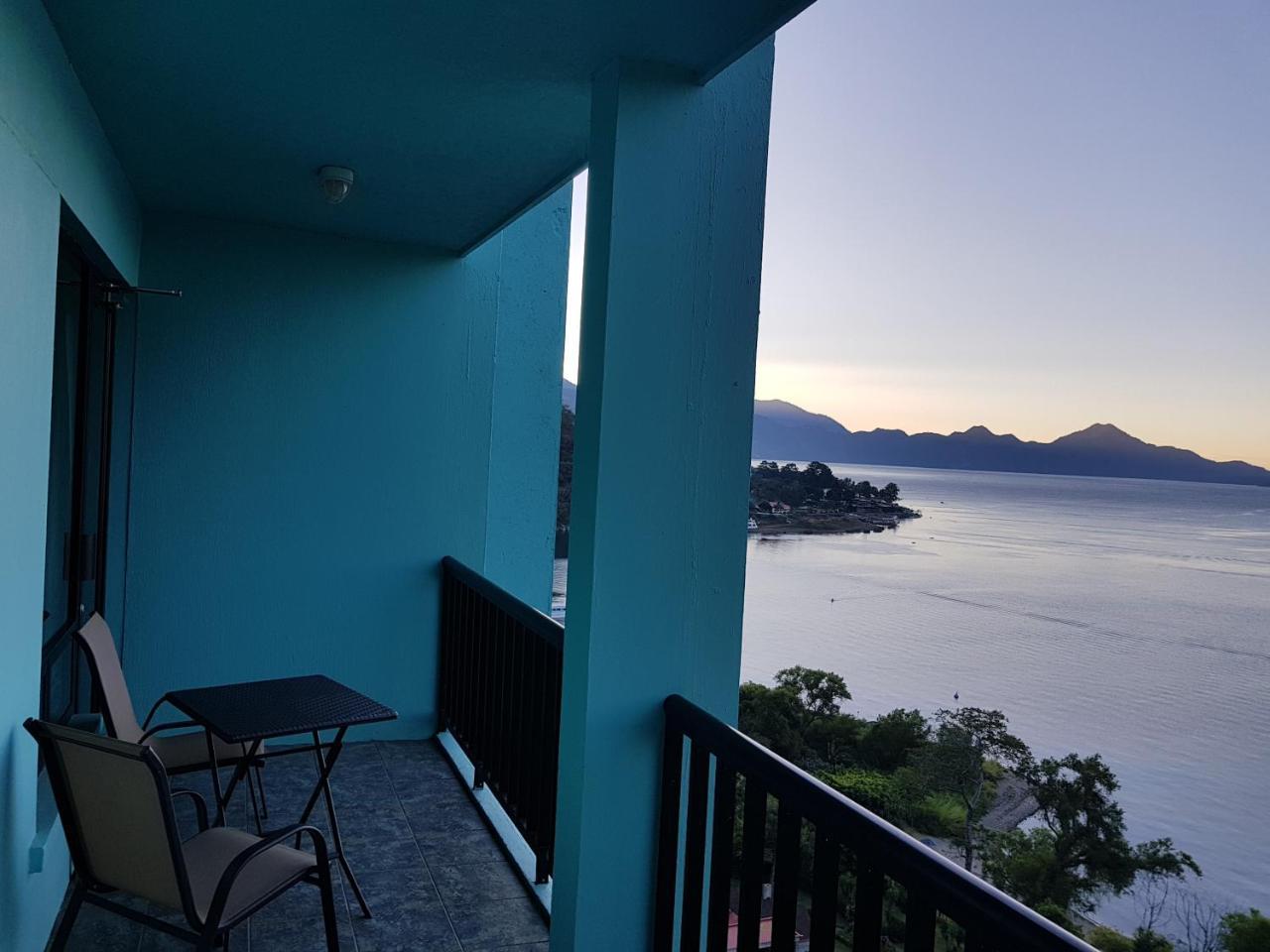 Sky View Atitlan Lake Suites - Free Breakfast Supplies Panajachel Bagian luar foto